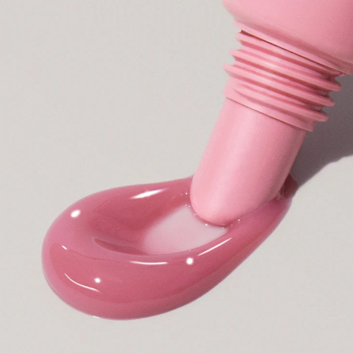 Rhode Skin - Peptide Lip Tint - The Tinted Lip Layer in Core Shades - Ribbon - Sheer Pink