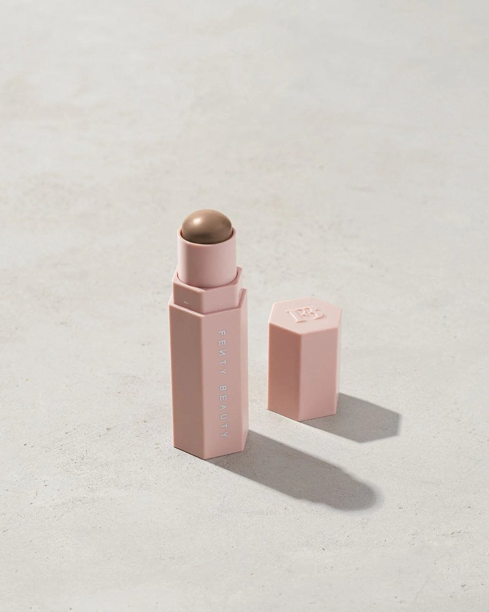 FENTY BEAUTY Match Stix Matte Skinstick - fair to light with warm and subtle yellow undertones Matte finish - Foundation - Concealer - Highlight - Amber